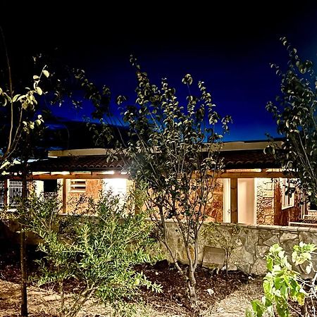 Jardin Miraculeux Hotel Himare Exterior photo