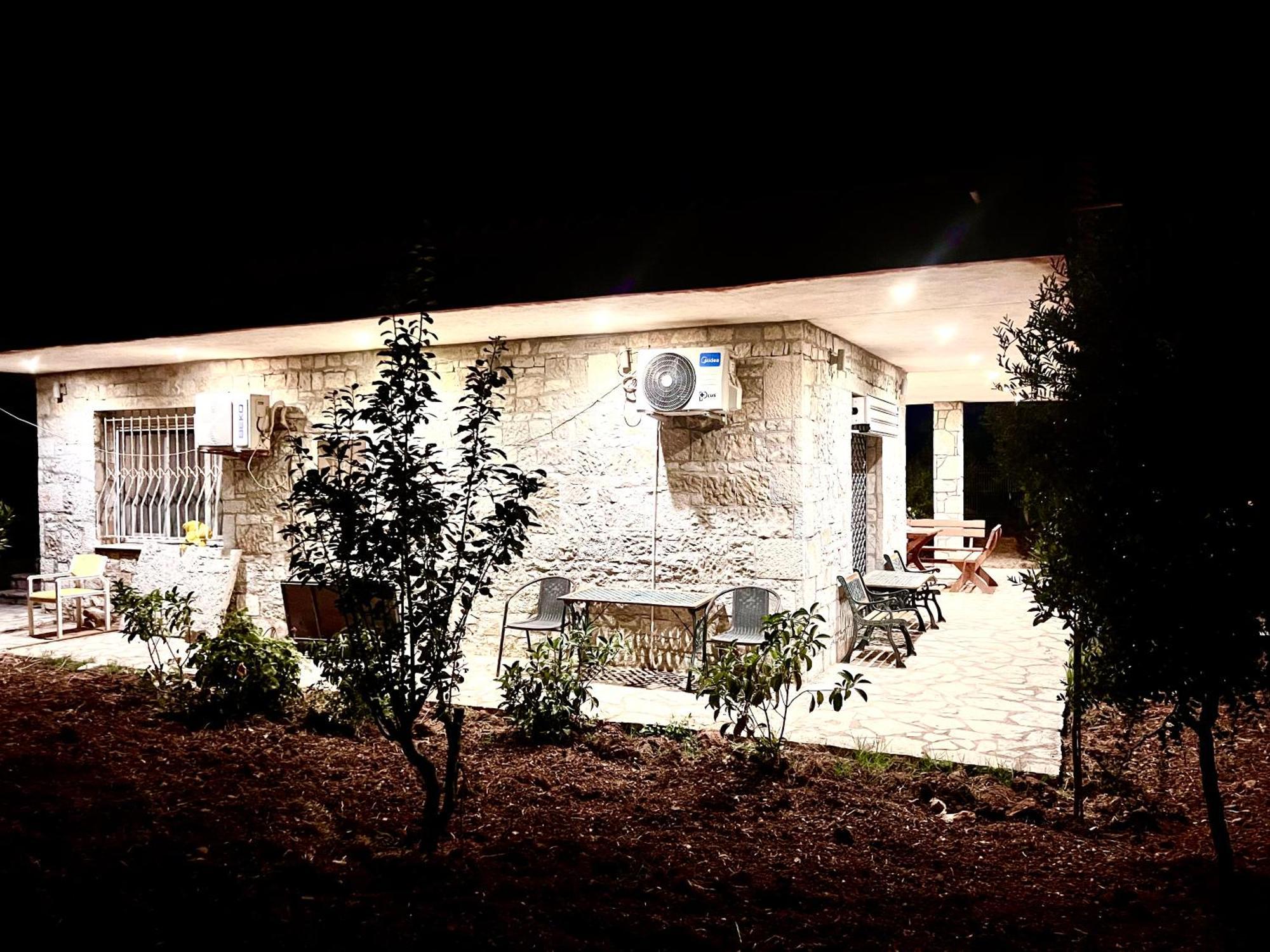 Jardin Miraculeux Hotel Himare Exterior photo